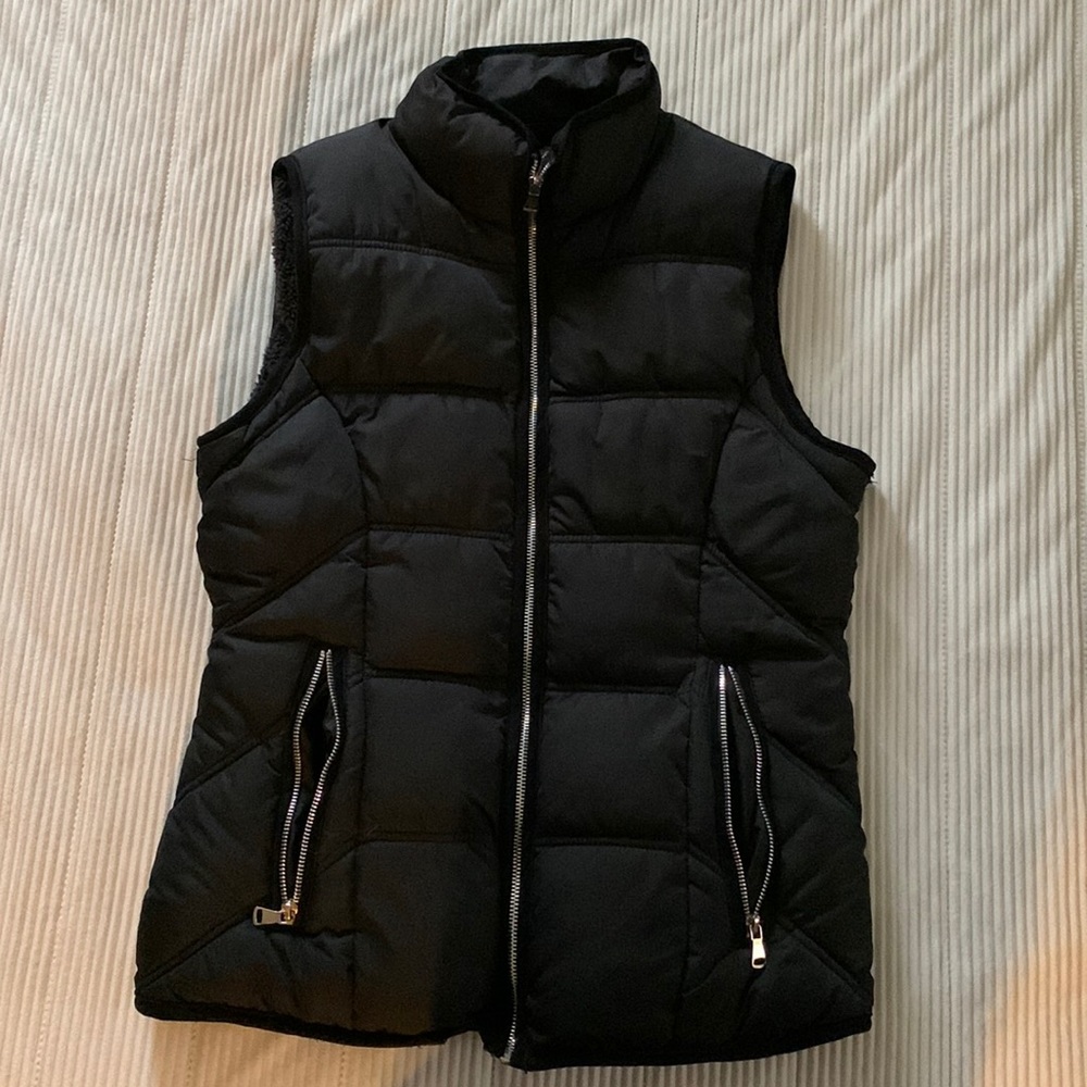 YMI brand woman’s lined vest!